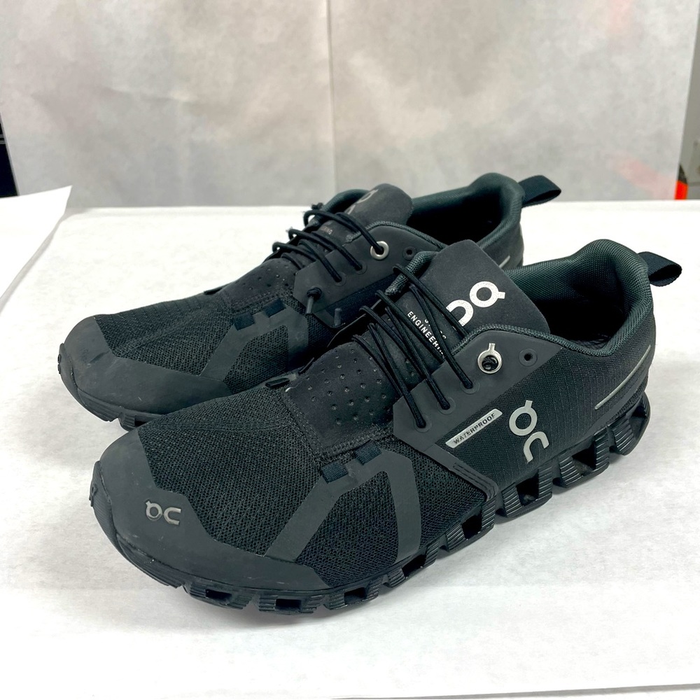On Women’s Performance Running Shoes
